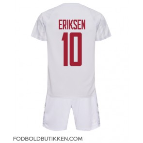 Danmark Christian Eriksen #10 Udebanetrøje Børn VM 2022 Kortærmet (+ Korte bukser)